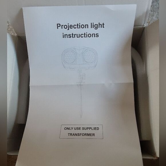 LED Lights Outdoor Projector, Snowflakes, Waterproof - Picture 3 of 7